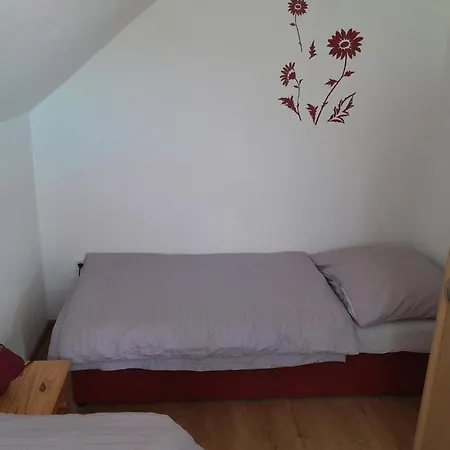 Anika Krasnohorska Dlha Luka