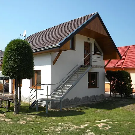 Anika Krasnohorska Dlha Luka