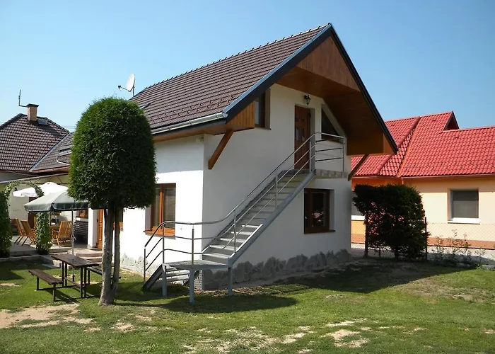 Anika Krasnohorska Dlha Luka