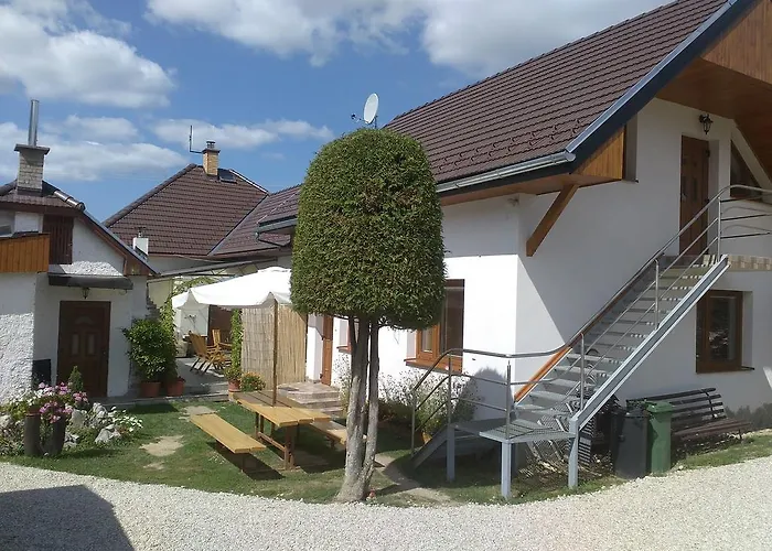 Anika Apartmán